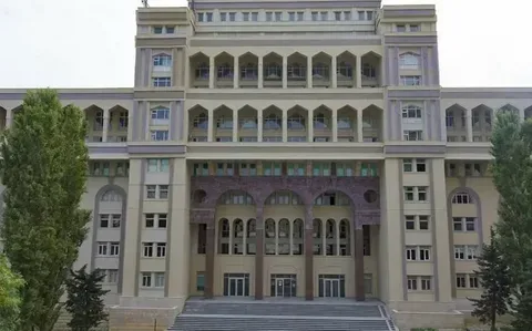 Xarici universitetlərdən yerdəyişmə etmək istəyən tələbələrin NƏZƏRİNƏ