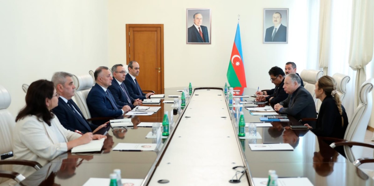 BMT Baş katibinin Yol Təhlükəsizliyi üzrə Xüsusi Elçisi Səhiyyə Nazirliyində oldu - FOTO