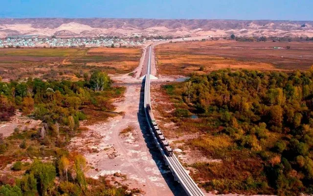 Ermənistan Türkiyə və Azərbaycan sərhədlərində dəmir yollarının bərpasına başlayıb
