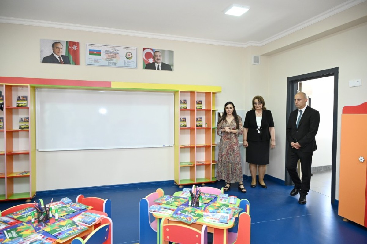 Leyla Əliyeva Yevlaxda məktəb AÇILIŞINDA - FOTO