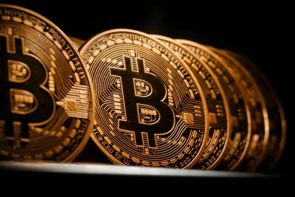 Bitcoin 61 min dollara çatır