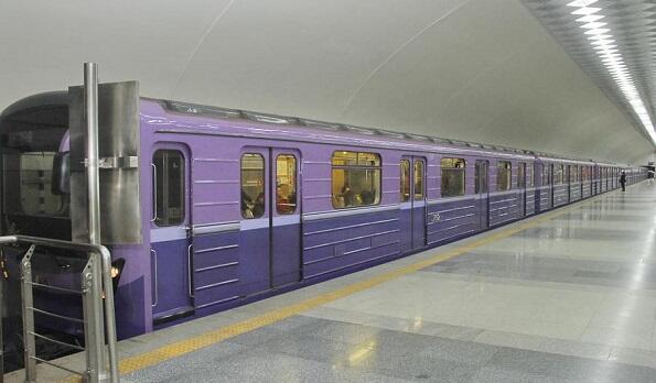 Ötən ay metrodan 18 milyondan çox sərnişin istifadə etdi
