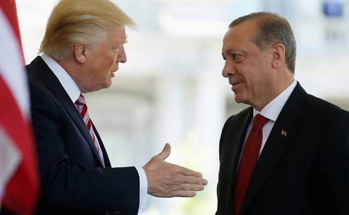 Tramp Türkiyəyə səfər edəcək