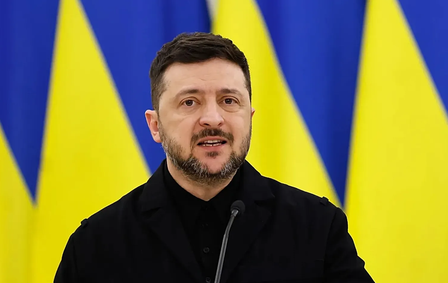 Zelenski: Ukrayna dənizdə dronlarla müdafiə xətti yaradacaq