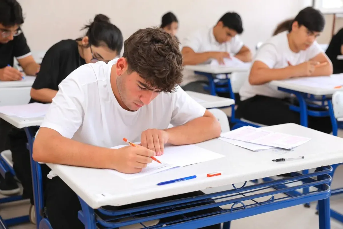 II və III ixtisas qrupları üzrə qəbul imtahanı keçirildi