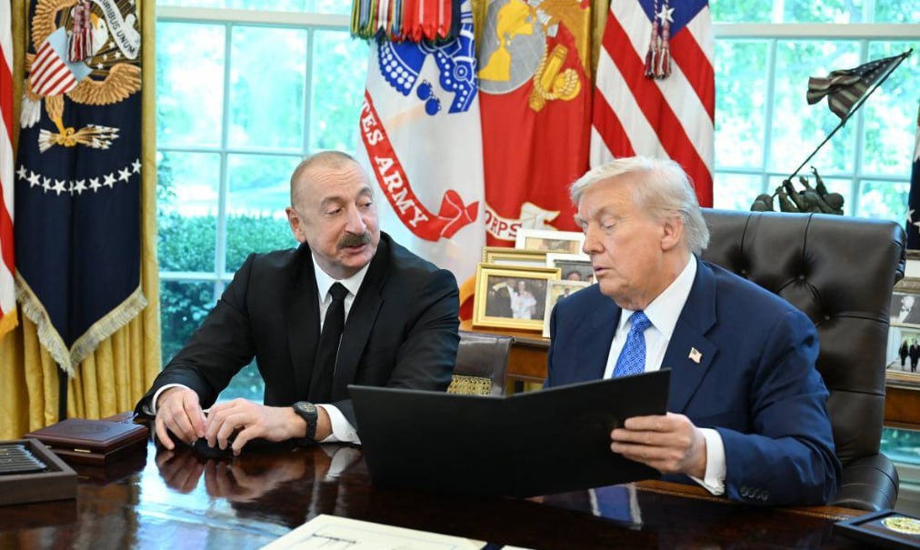 Trampdan İlham Əliyevə xüsusi dəvət