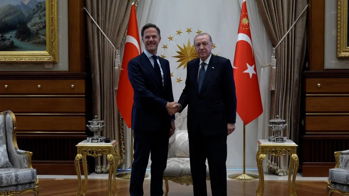 Ərdoğan NATO-nun baş katibi Mark Rütte ilə görüşüb