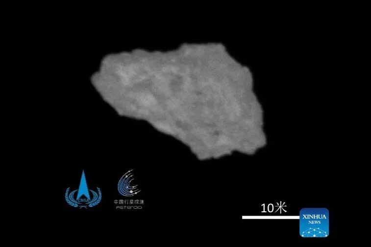 Çin kosmik zondu 1 milyard/km uzaqlıqdakı asteroidə çatıb