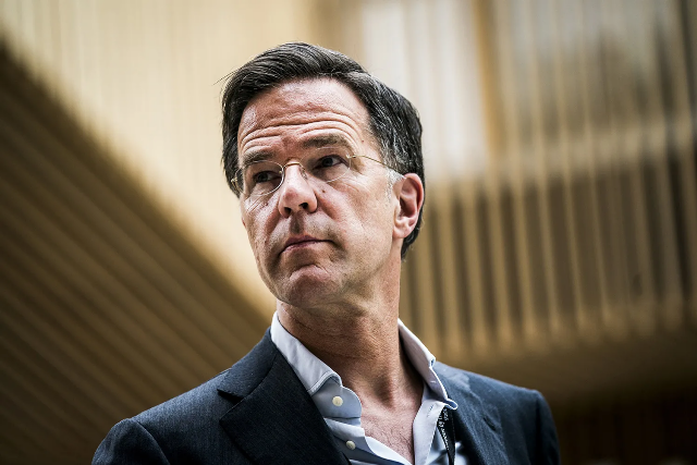 Rutte: 250 milyard dollar var, amma xərcləyə bilmirik