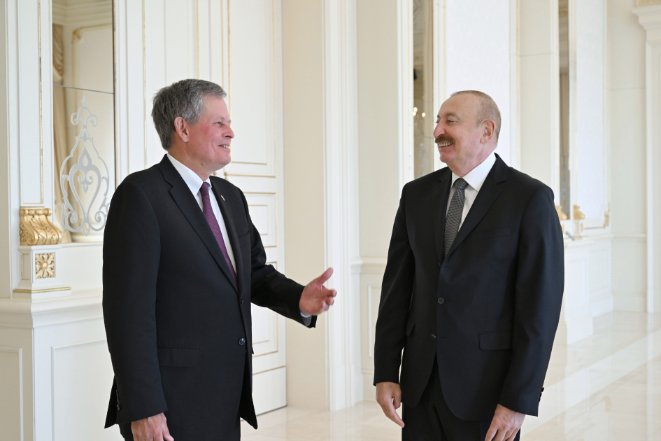 İlham Əliyev Stiv Deynsi qəbul etdi - FOTO