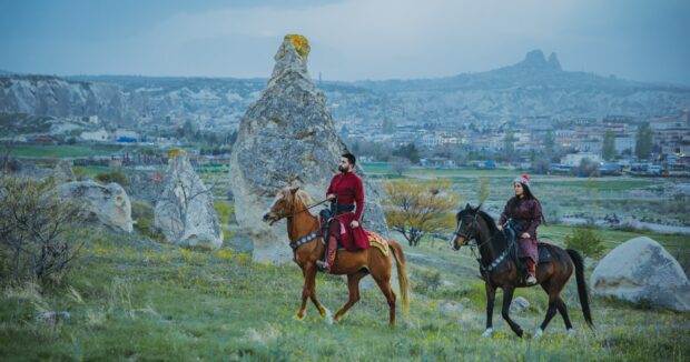 Kapadokiyada atçılıq irsi “II Kapadokiya At və Atçılıq Mədəniyyəti Festivalı” ilə qeyd olundu -FOTOLAR