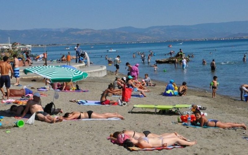 Çimərliyə gedənlərin NƏZƏRİNƏ: Sabah...