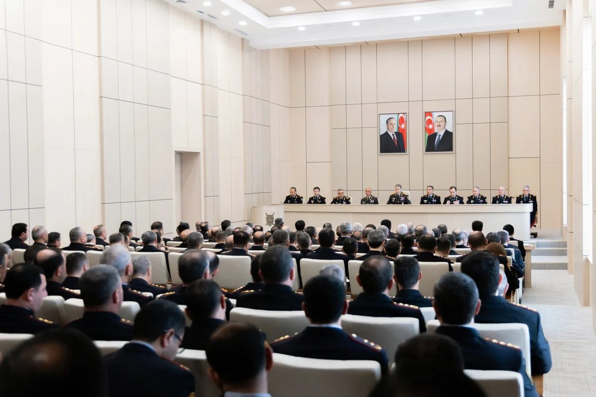 DİN 6 ayın yekunlarını müzakirə etdi
