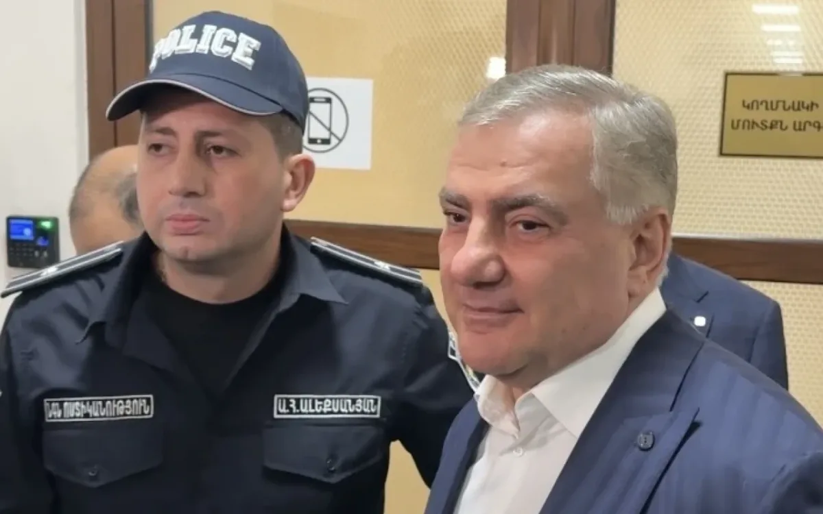 Samvel Karapetyanın ev dustaqlığı 2 ay uzadıldı