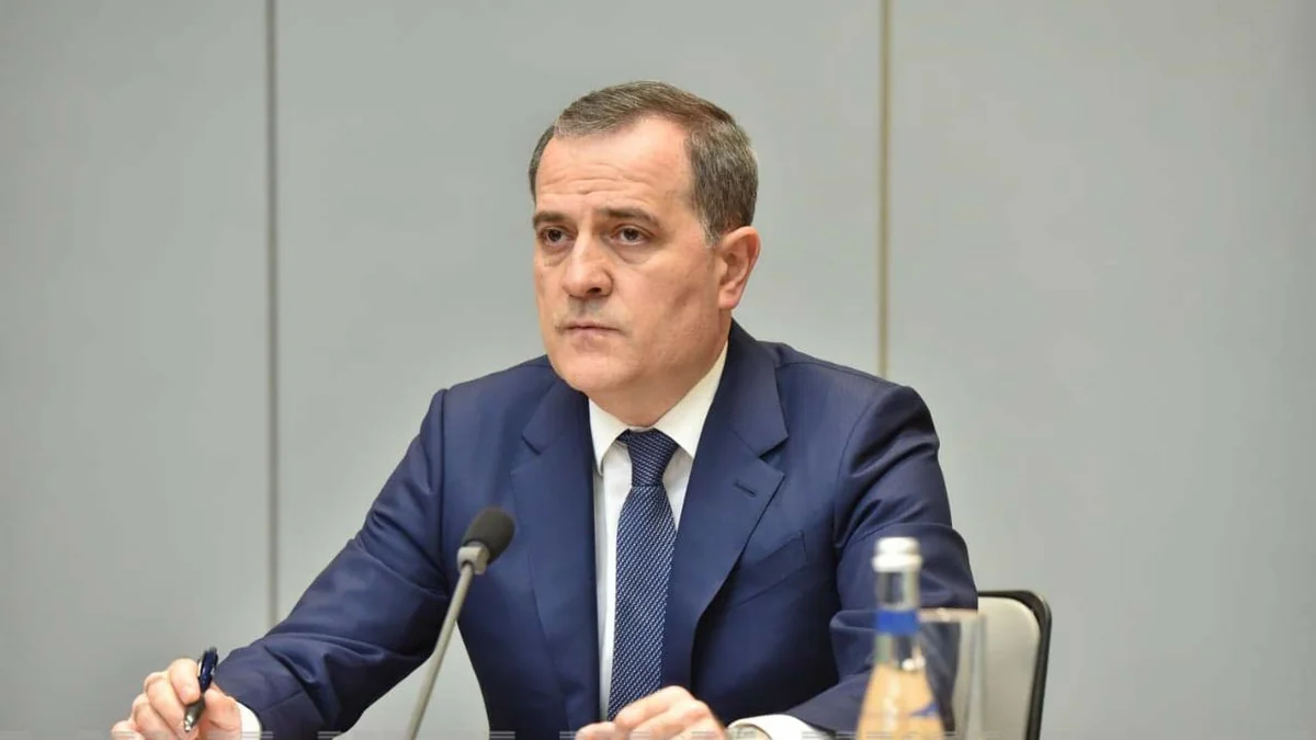 Ceyhun Bayramov onları təbrik etdi