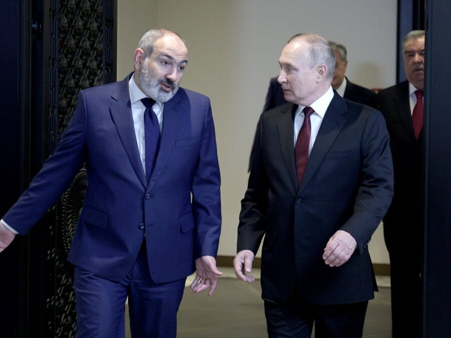 Moskvanın səbr limiti: Paşinyan üçün geosiyasi balans siyasəti əvvəlki kimi işləmir
