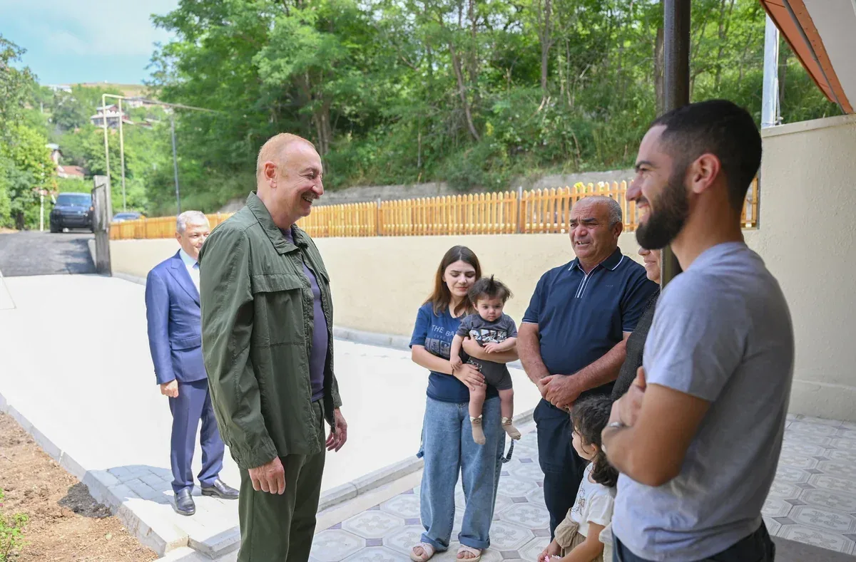 İlham Əliyev: Artıq köçkün həyatı keçmişdə qaldı