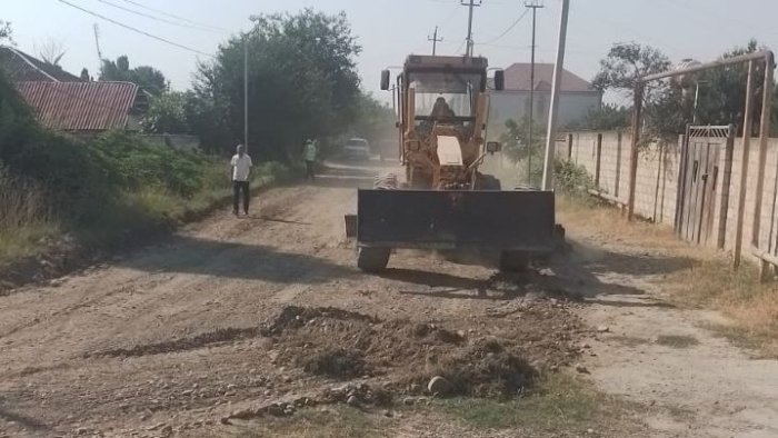Xaçmazda 28 kilometrlik yol əsaslı təmir edilir - FOTO