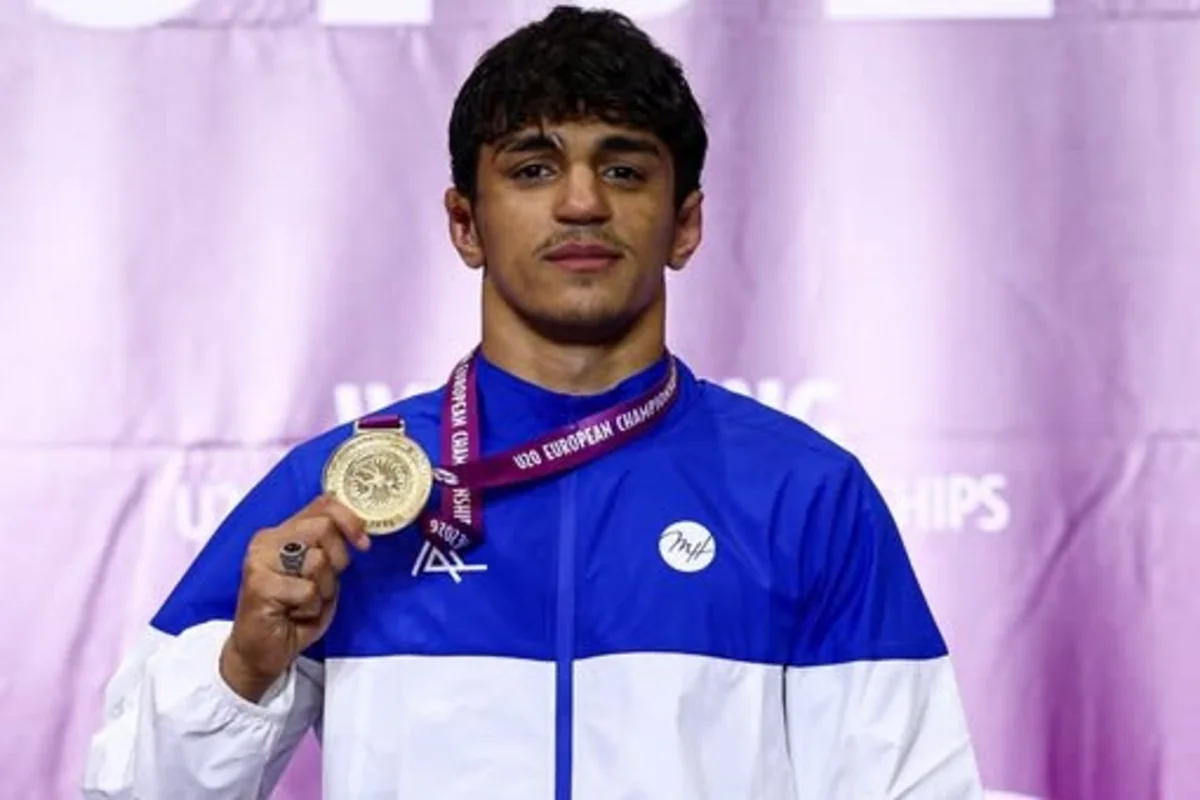 Güləşçimiz Avropa çempionu oldu