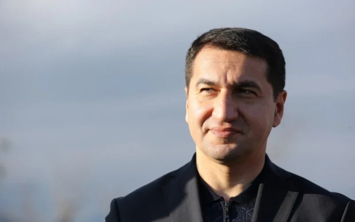 Hikmət Hacıyev Şuşada Tiktok və Linkedinin məsul şəxsləri ilə görüşdü