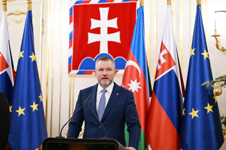 Slovakiya Prezidenti Azərbaycana rəsmi səfərə yola düşüb