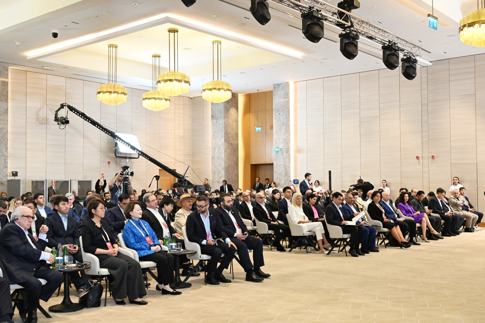 Prezident IV Şuşa Qlobal Media Forumunin açılışında iştirak etdi - FOTOLAR - YENİLƏNİB