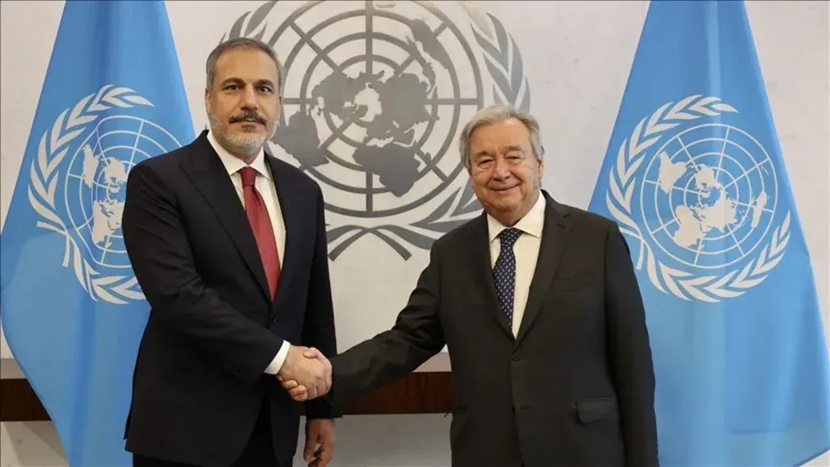 Hakan Fidan BMT Baş katibi ilə regional məsələləri müzakirə edib