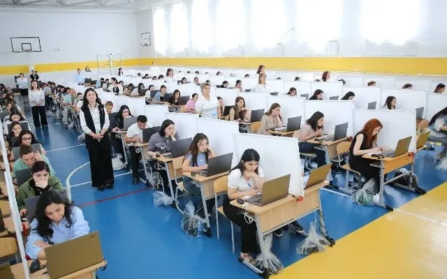 İnternetdə problem yarandı, 41 namizəd imtahana... - Rəsmi açıqlama