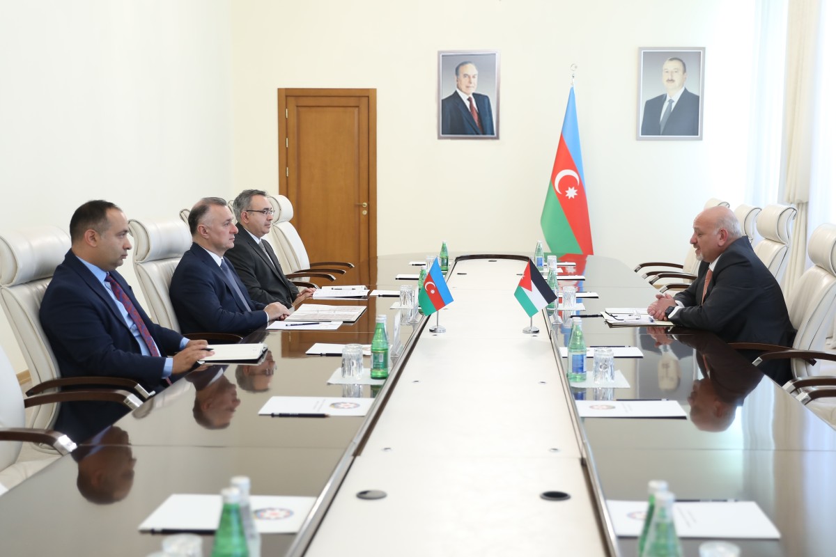 Teymur Musayev İordaniya səfiri ilə görüşüb