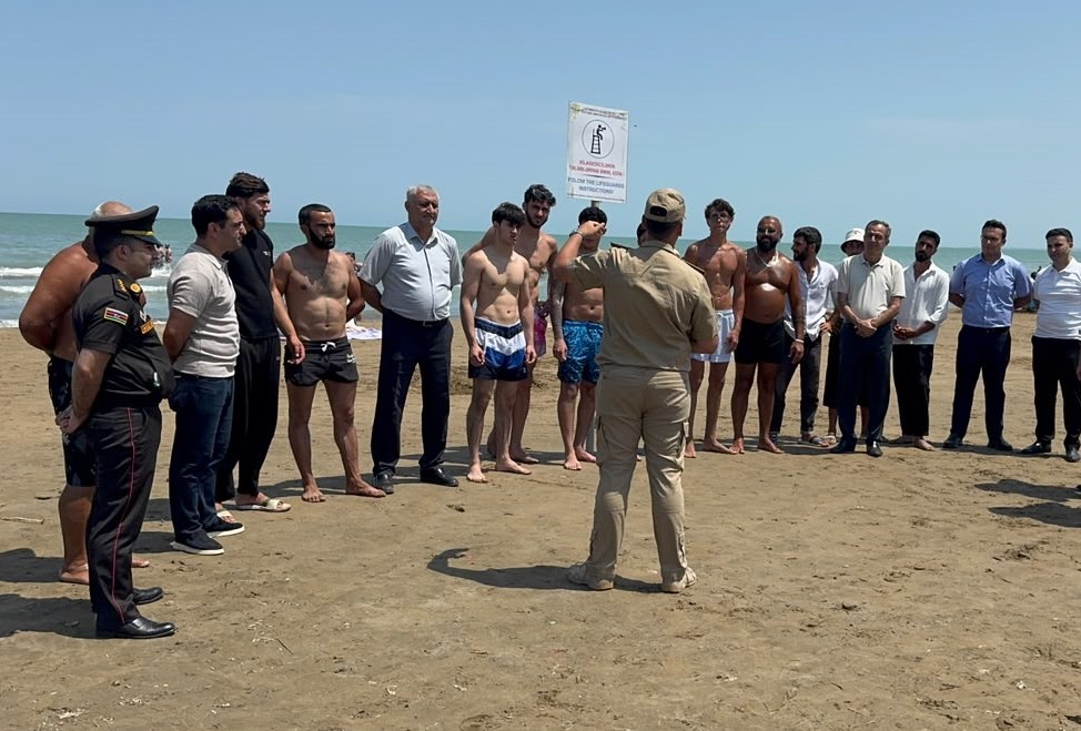 Çimərliklərdə diqqət olunmalı məqamlar haqda məlumatlar verildi - FOTOLAR
