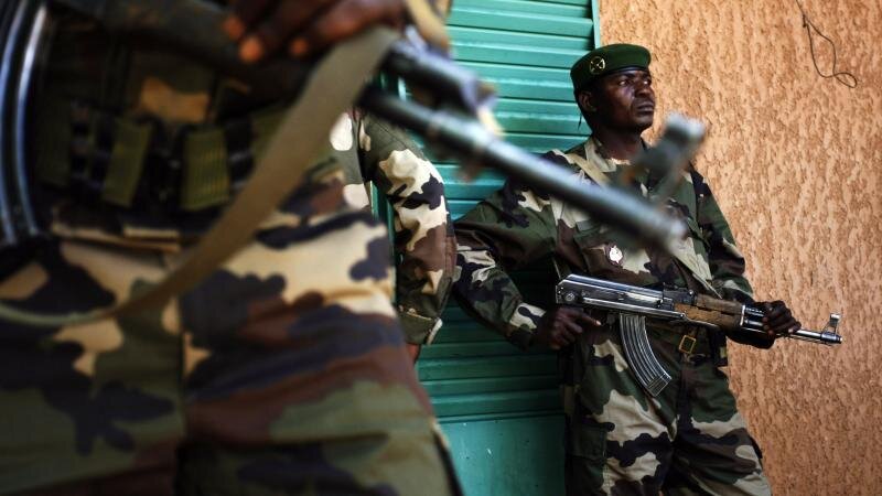 Nigeridə terror aktı: 23 yaralı, 16 əsgər ölüb