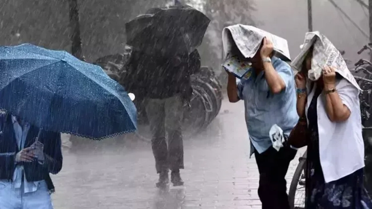 Yağışlı yay turizmi: Leysan turist axınını azaldır?