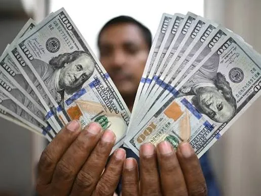 Pakistan ABŞ-dən 10 milyard dollarlıq yardım istəyib
