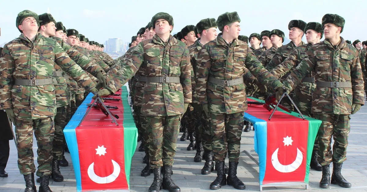 Azərbaycanda kimlər əsgərliyə çağırılmır?