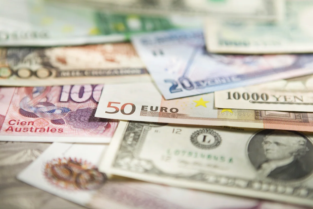 Dollar almaq istəyənlərin - NƏZƏRİNƏ