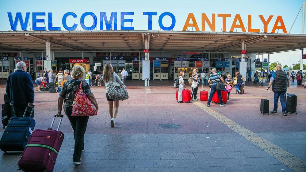Antalya Hava Limanında  turistlərin qarşılanması qaydaları dəyişdirilir
