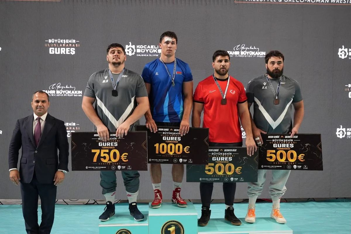 Azərbaycanın dörd güləşçisi Türkiyədəki beynəlxalq turnirdə medal əldə edib