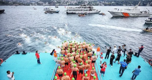 38-ci Bosfor Qitələrarası Üzgüçülük Yarışı keçiriləcək - FOTOLAR