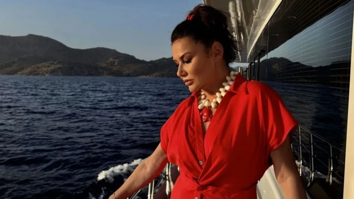Deniz Seki eyvanda yıxıldı
