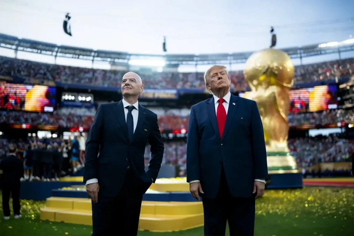 Donald Tramp FIFA-ya XƏBƏRDARLIQ ETDİ
