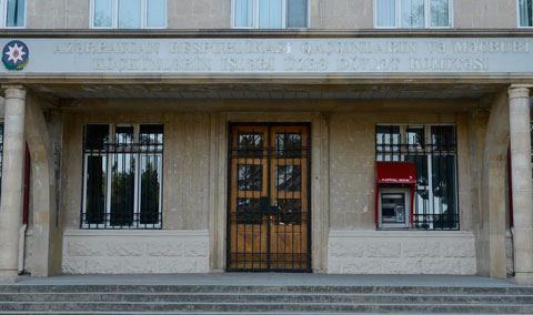 Qaçqınkom köçlə bağlı narazılıqlara cavab verdi