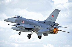 F-16 qəzaya uğradı - Pilotun durumu...