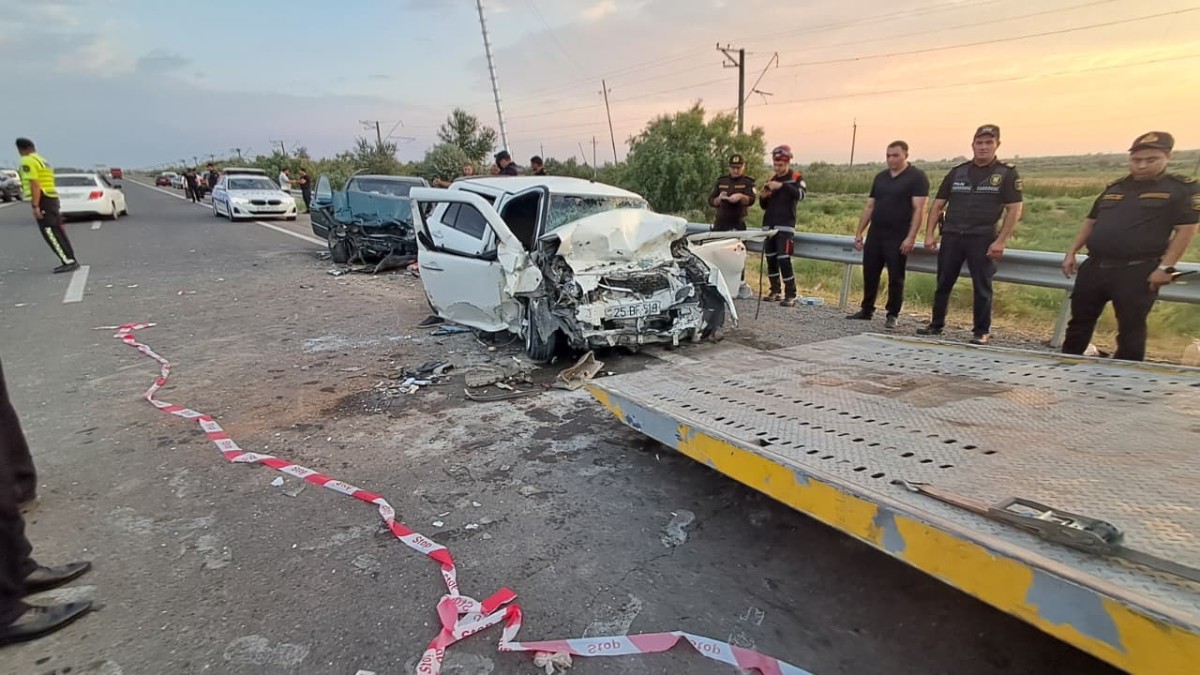 Yevlaxda yol qəzası: 2 nəfər ölüb - YENİLƏNİB