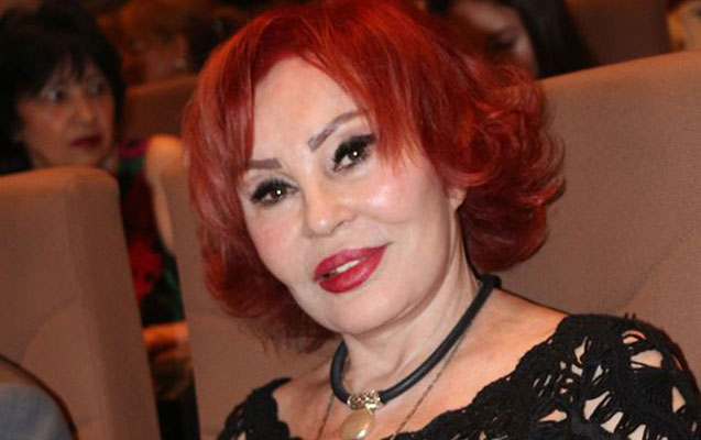 Amaliya Pənahovanın qılıncı satışa çıxarıldı - FOTO