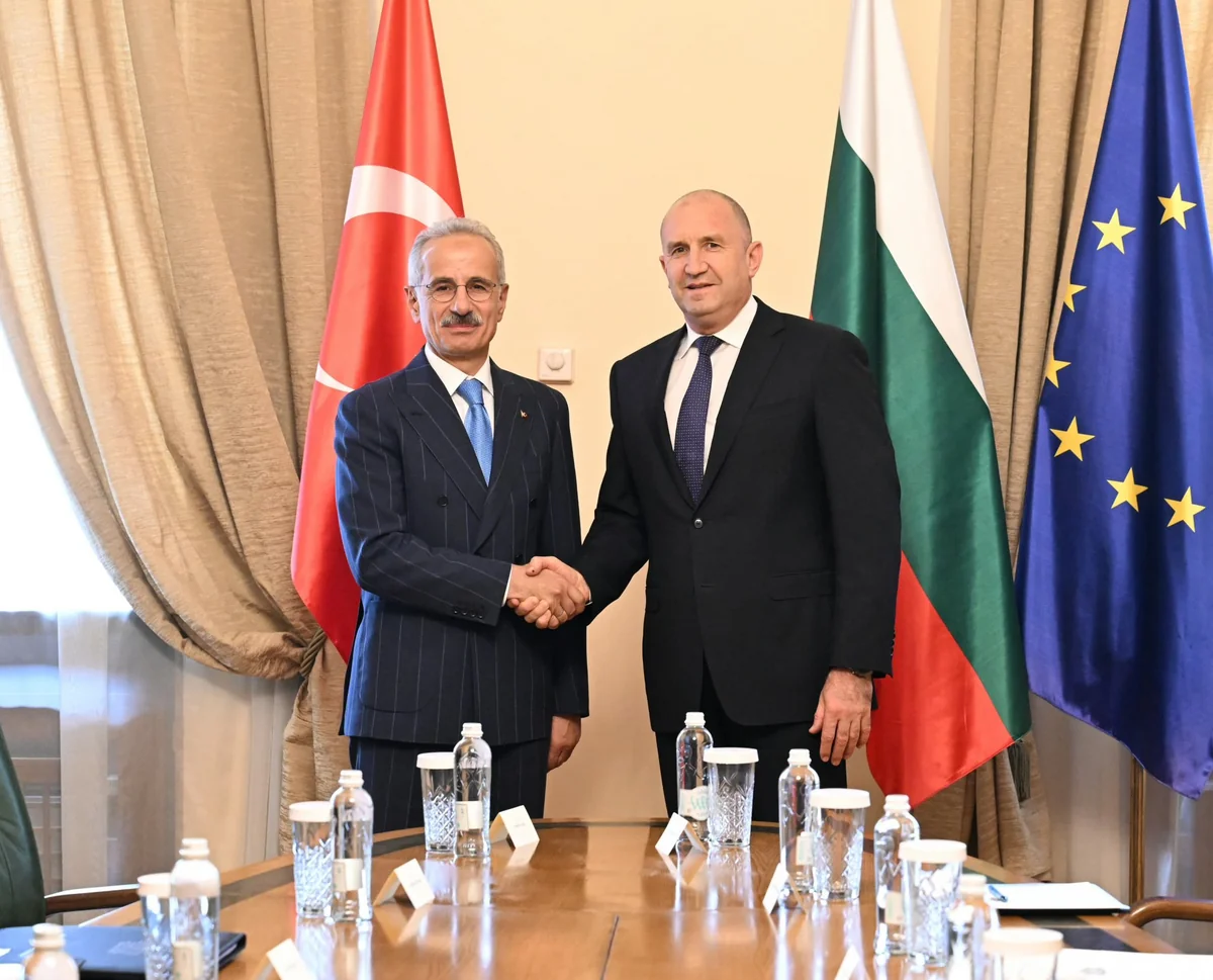 Uraloğlu: Bolqarıstan Orta Dəhlizin Avropadakı mühüm tərəfdaşıdır