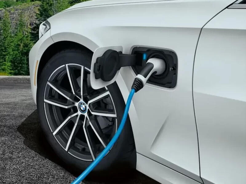 Elektrikli avtomobilini evdə şarj edənlər DİQQƏT