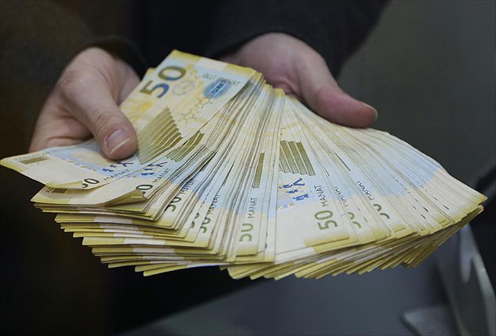 Nazirliklər işçi axtarır: Dörd min manata yaxın maaş
