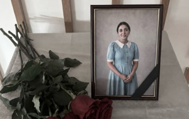 Doğuşdan sonra 20 gün komada qalan 28 yaşlı qadın öldü