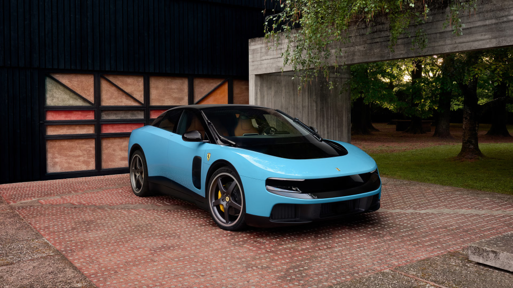 Bu “Ferrari” 40 milyon dollara satıldı