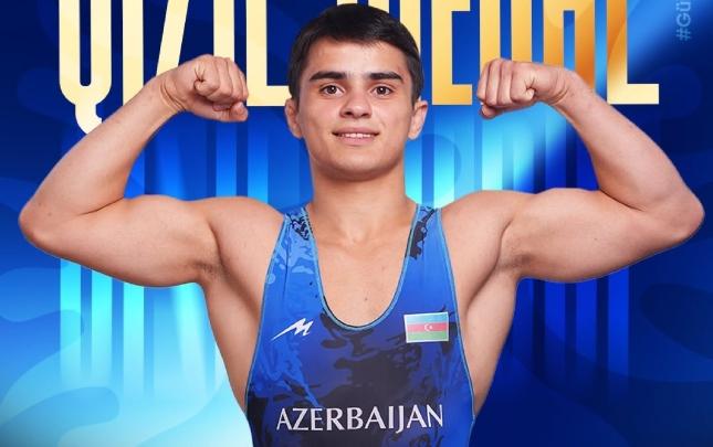 Güləşçimiz Ayxan Cavadov dünya çempionu oldu